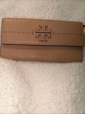 Tory Burch Blush Leather Continental Wallet with Logo